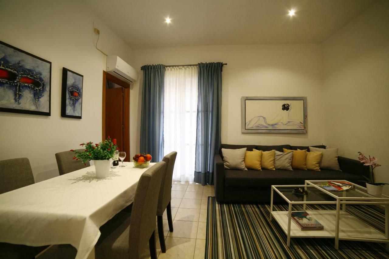 Apartament Victoria De Alba House Malaga Zewnętrze zdjęcie