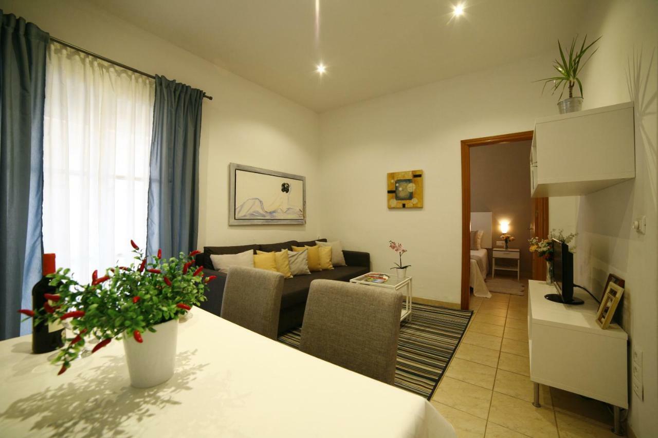 Apartament Victoria De Alba House Malaga Zewnętrze zdjęcie