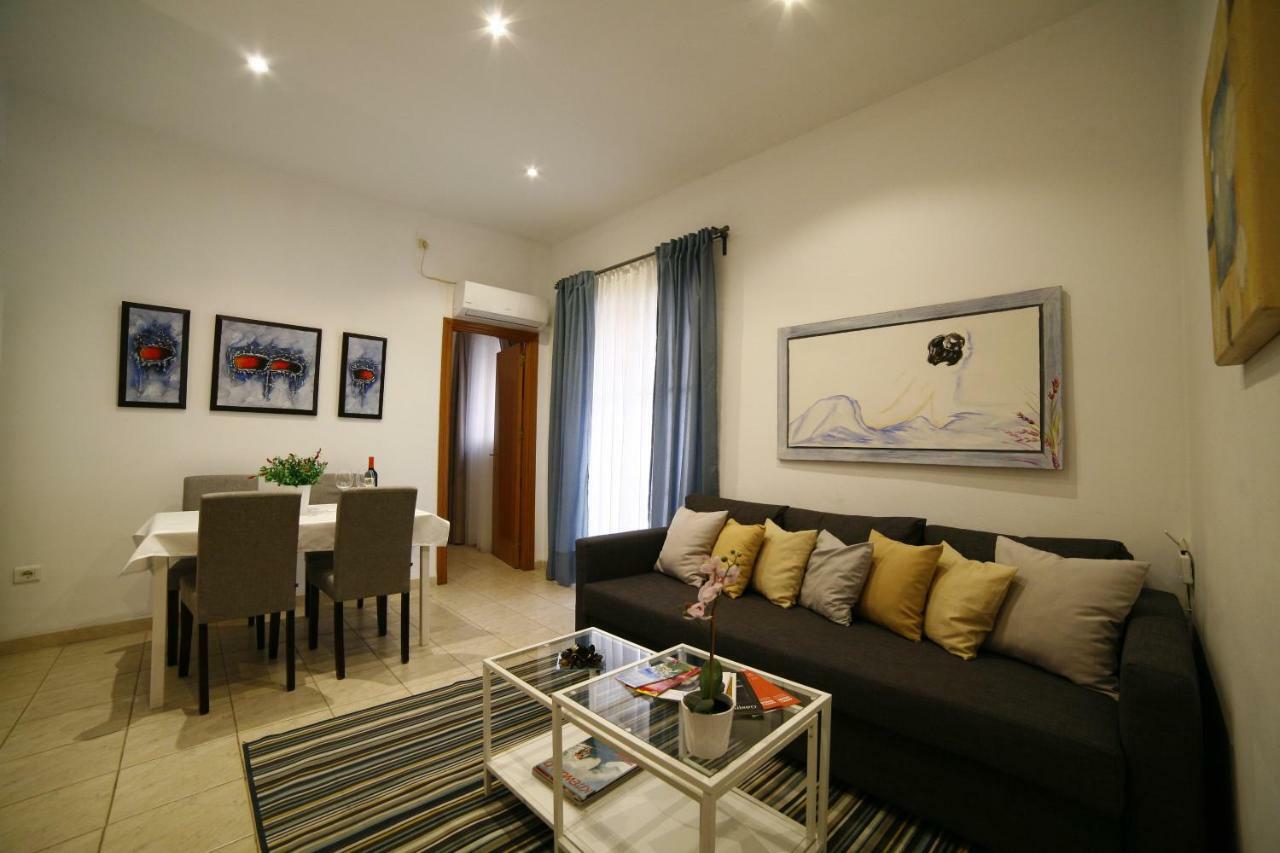 Apartament Victoria De Alba House Malaga Zewnętrze zdjęcie