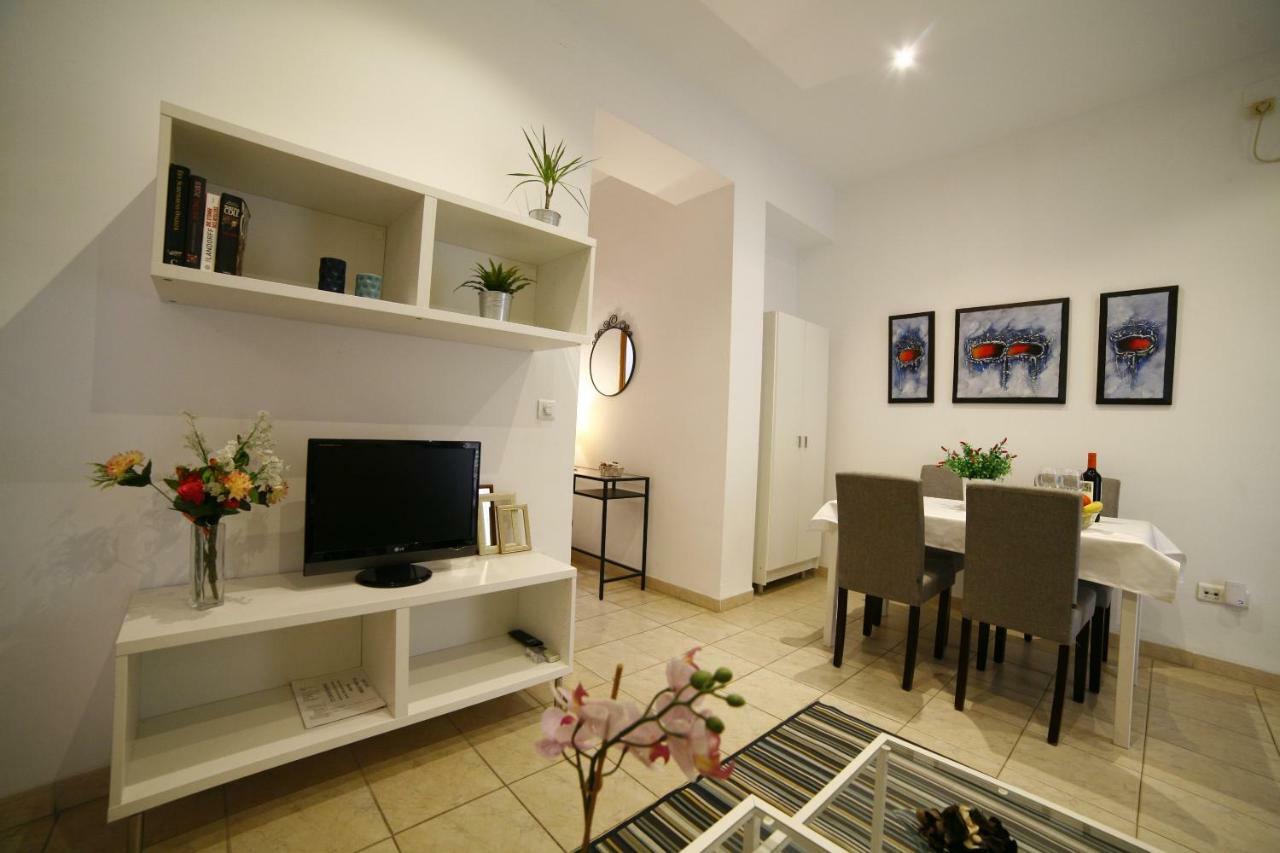 Apartament Victoria De Alba House Malaga Zewnętrze zdjęcie