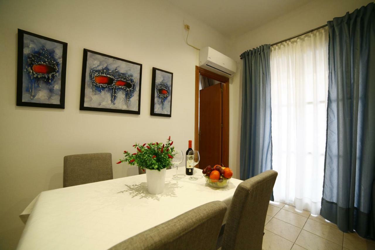 Apartament Victoria De Alba House Malaga Zewnętrze zdjęcie